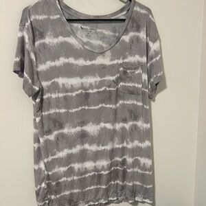 Koolaburra by Ugg Gray Tie Dye Loungewear Scoop Neck T-Shirt Size Medium